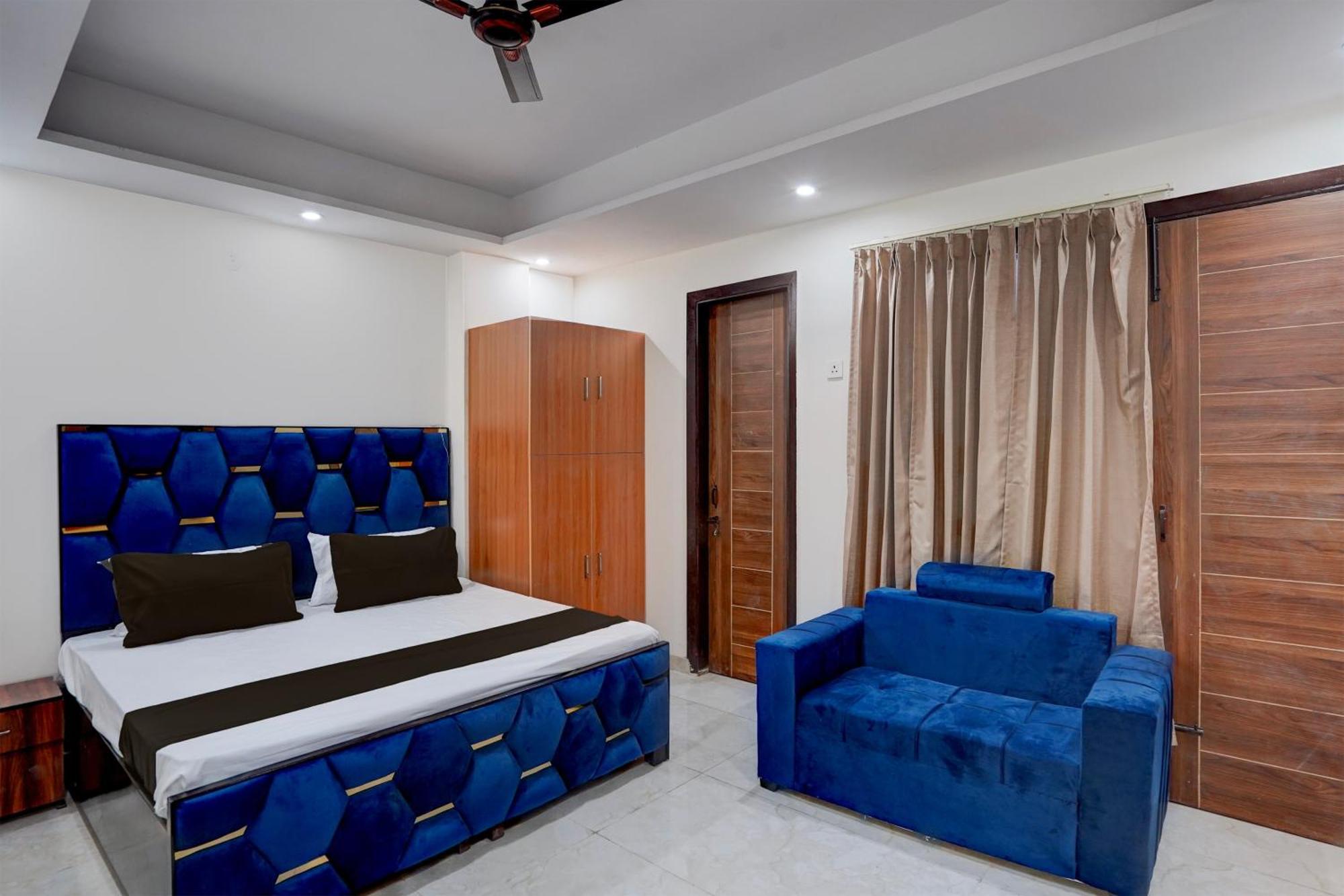 Hotel O R.N Residency Hotel Газиабад Экстерьер фото