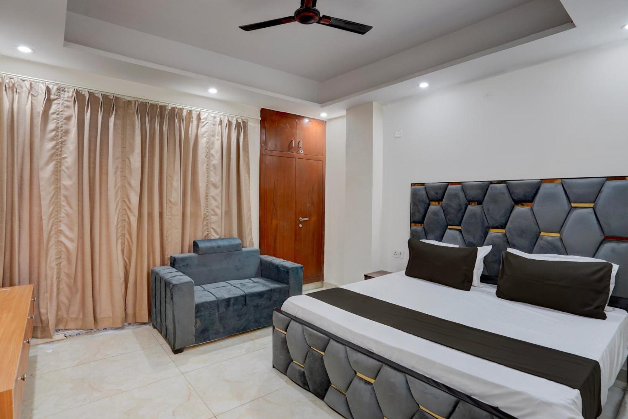 Hotel O R.N Residency Hotel Газиабад Экстерьер фото
